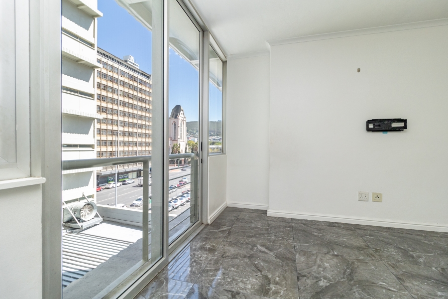 2 Bedroom Property for Sale in Cape Town City Centre Western Cape